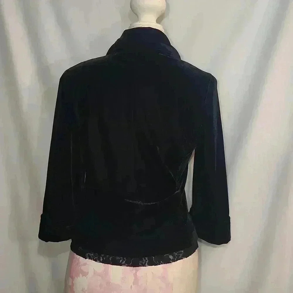 John Paul Richard Velvet and Lace Blazer - Picture 5 of 12